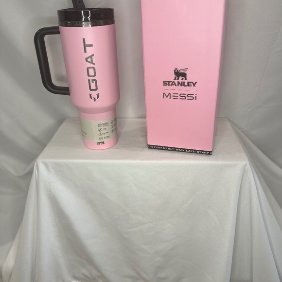 Stanley Accessories - Stanley 40oz Messi GOAT Edition
